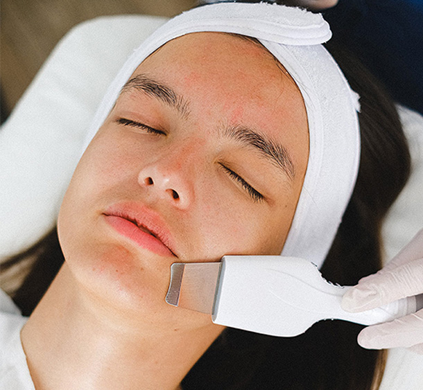 clinical skin recovery and barrier repair after superficial peeling or environmental stress